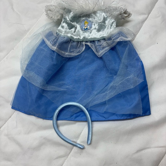 Other - DISNEY STORE SWEETHEARTS CINDERELLA OUTFIT FITS MOST 18" DOLL & HEADBAND